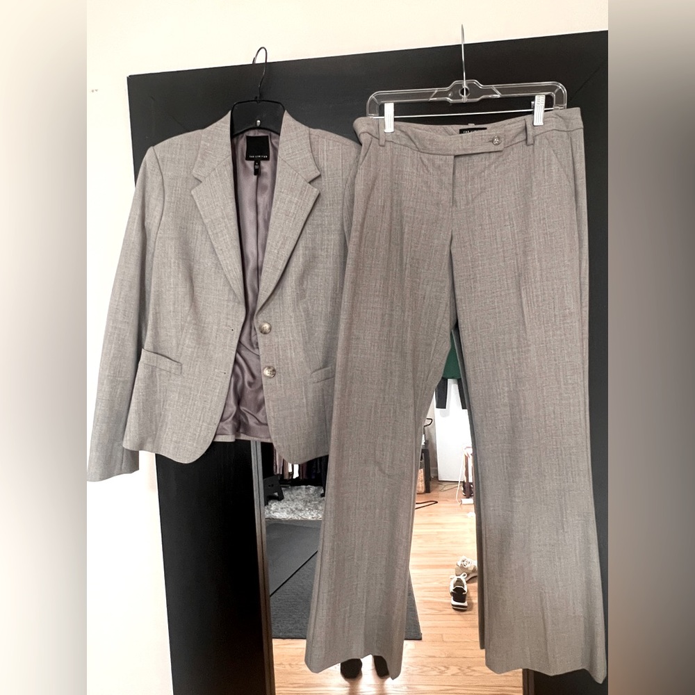 Limited matching suit.